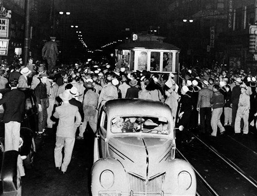 1943: Zoot Suit Riots